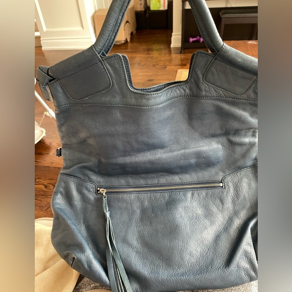 Genuine leather bag (cross body + top handle) - Picture 5 of 6